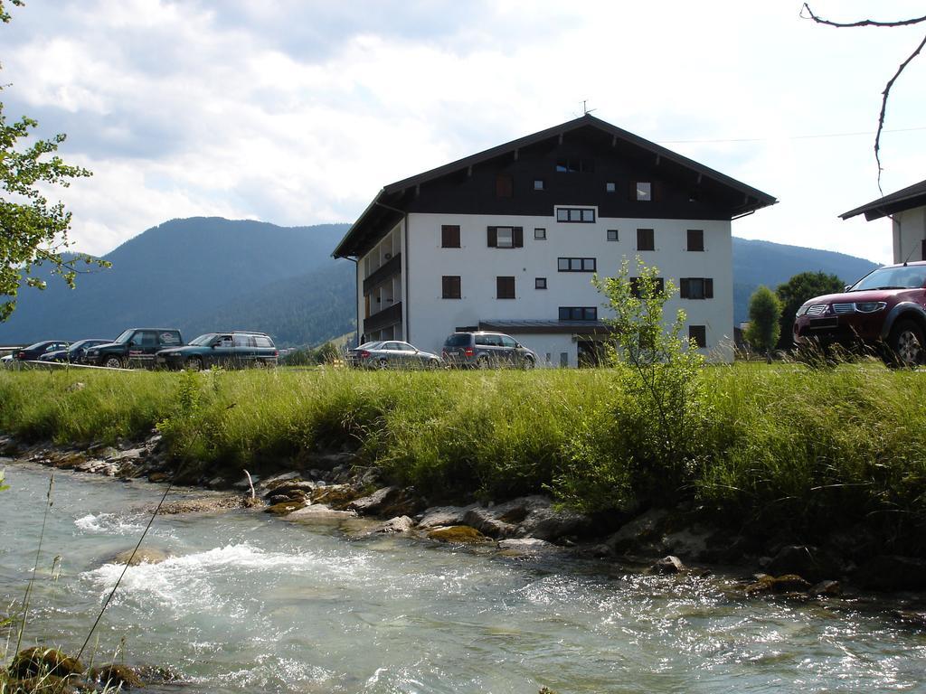 Welcome-Bienvenue-Добро Пожаловать Flachau Phòng bức ảnh