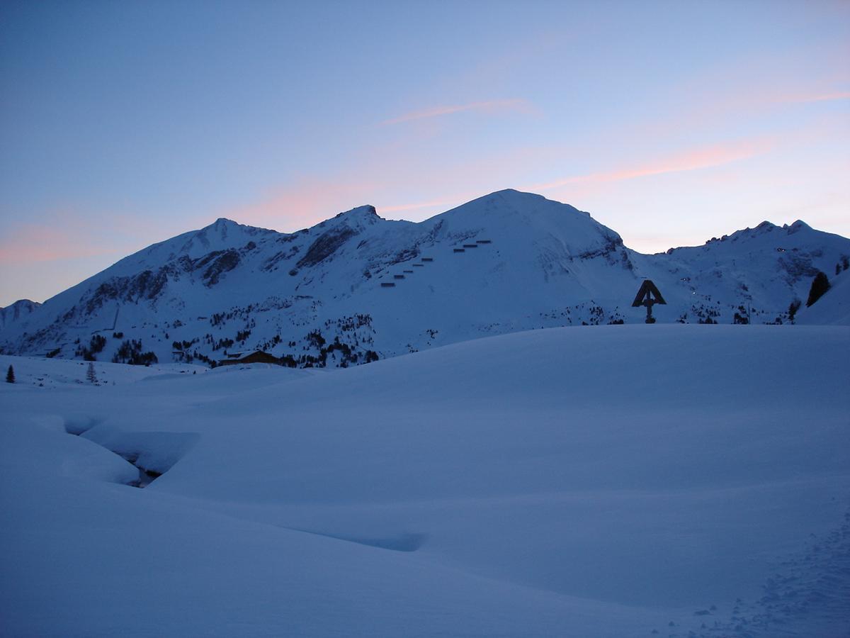 Welcome-Bienvenue-Добро Пожаловать Flachau Ngoại thất bức ảnh